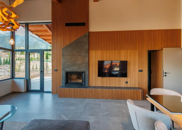 Луксозна вила Local *