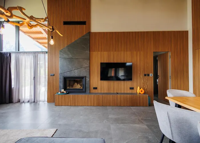 Луксозна вила Local *